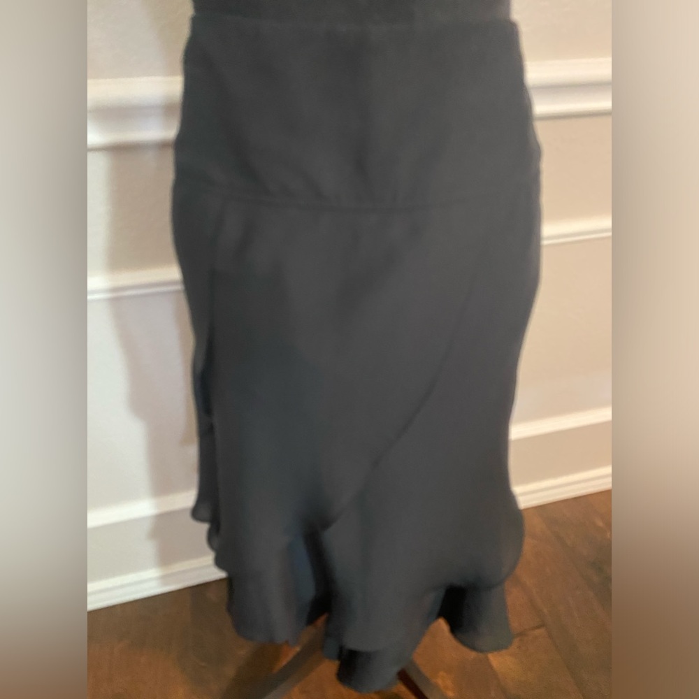 Nygard Collection Ruffle Skirt || Size 16 || Black